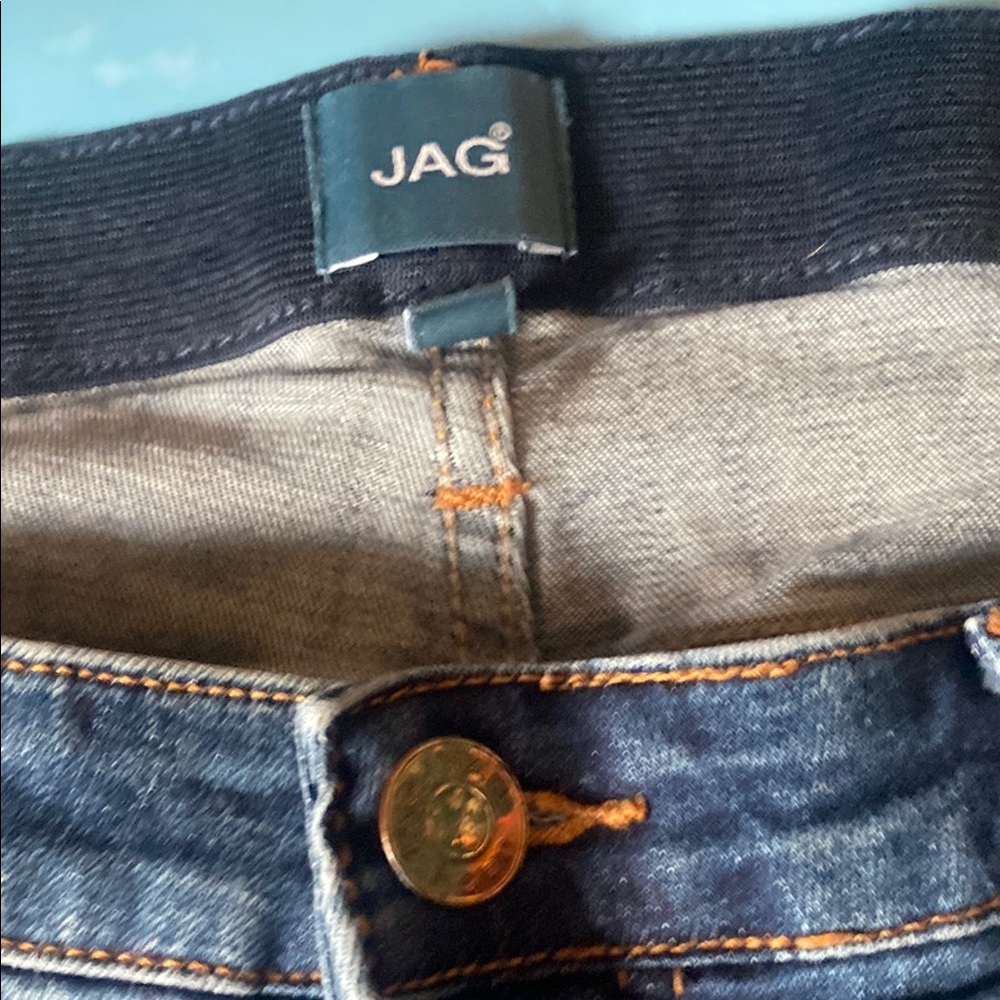 Jag Jeans Classic Blue Denim with Contrast Stitching